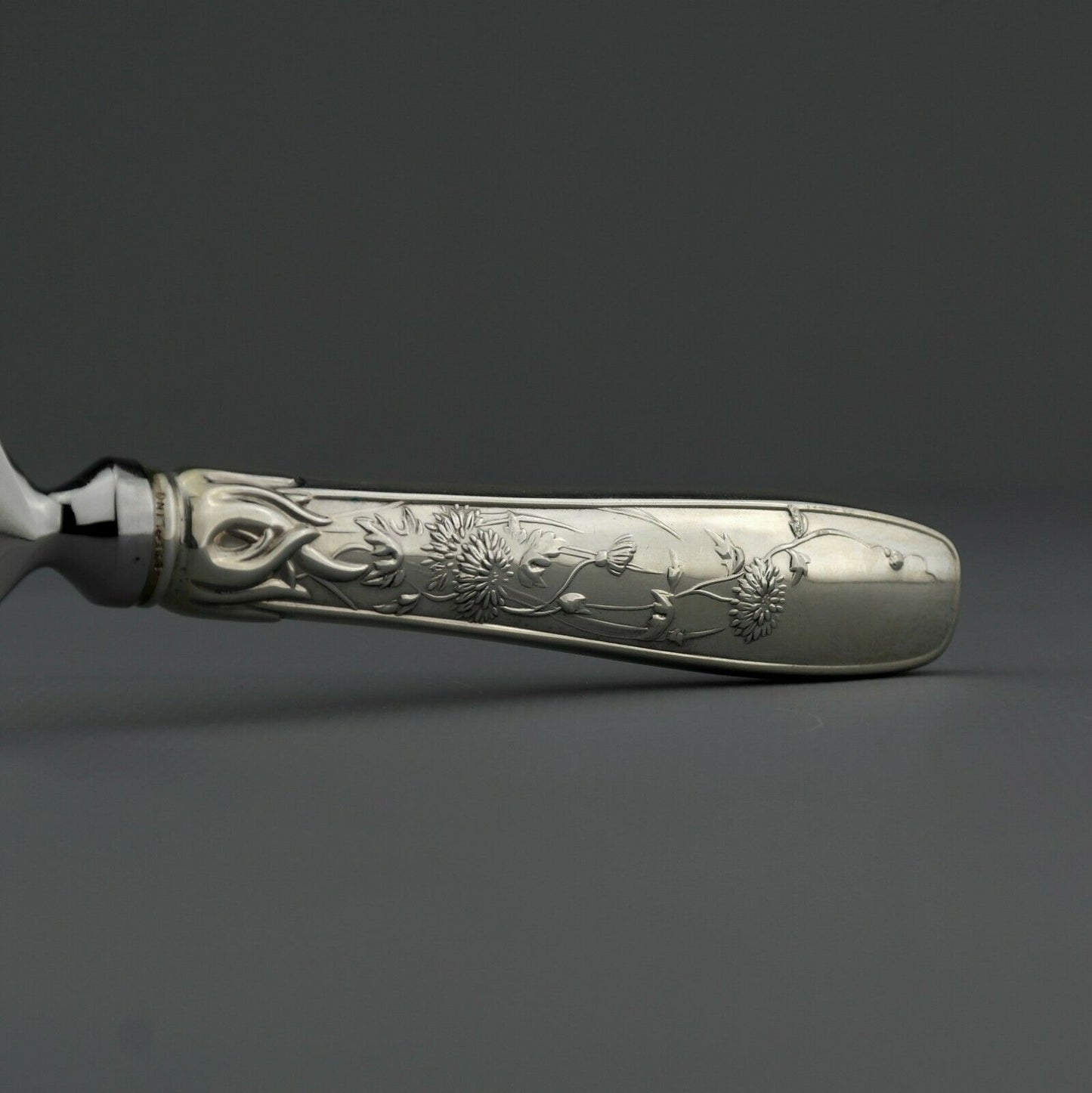Tiffany Japanese style Audubon Pattern Sterling Silver Cheese Server