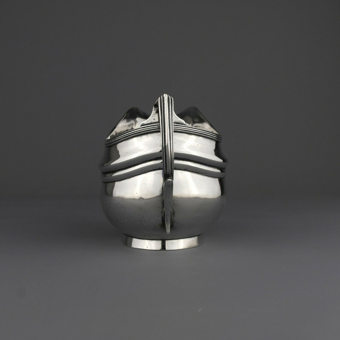 Large Antique Georgian Solid Sterling Silver Cream Jug / Sauce Boat. London 1806