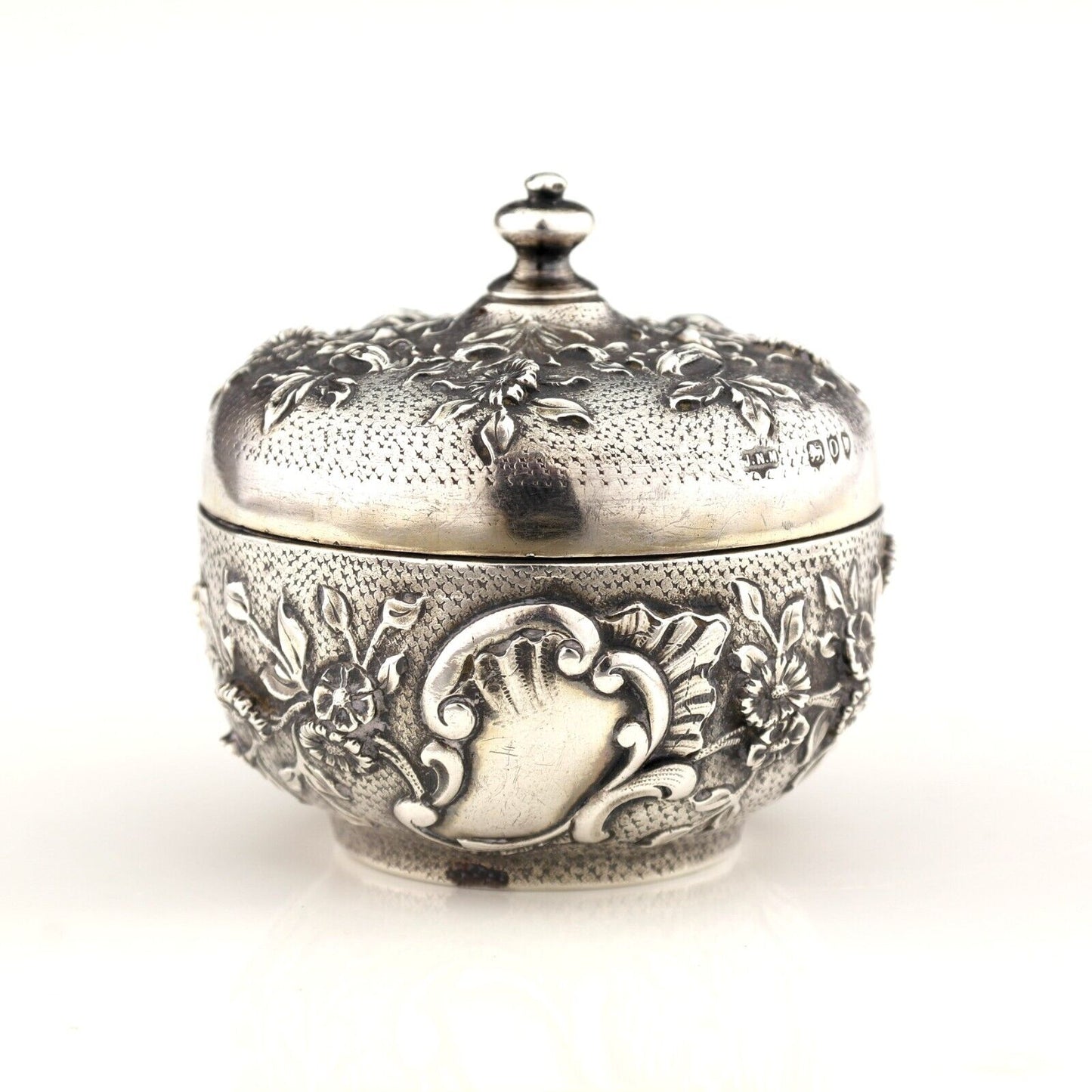 Rare Antique Victorian Aesthetic Solid Sterling Silver Box / Pot. London, 1889.