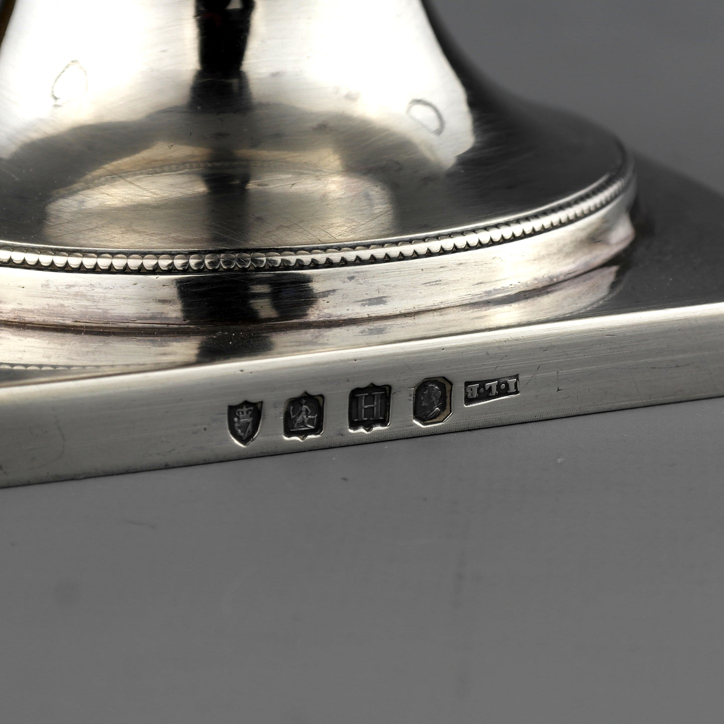 Antique Irish Georgian Solid Sterling Silver Covered Sauce Tureen. Dublin, 1828.