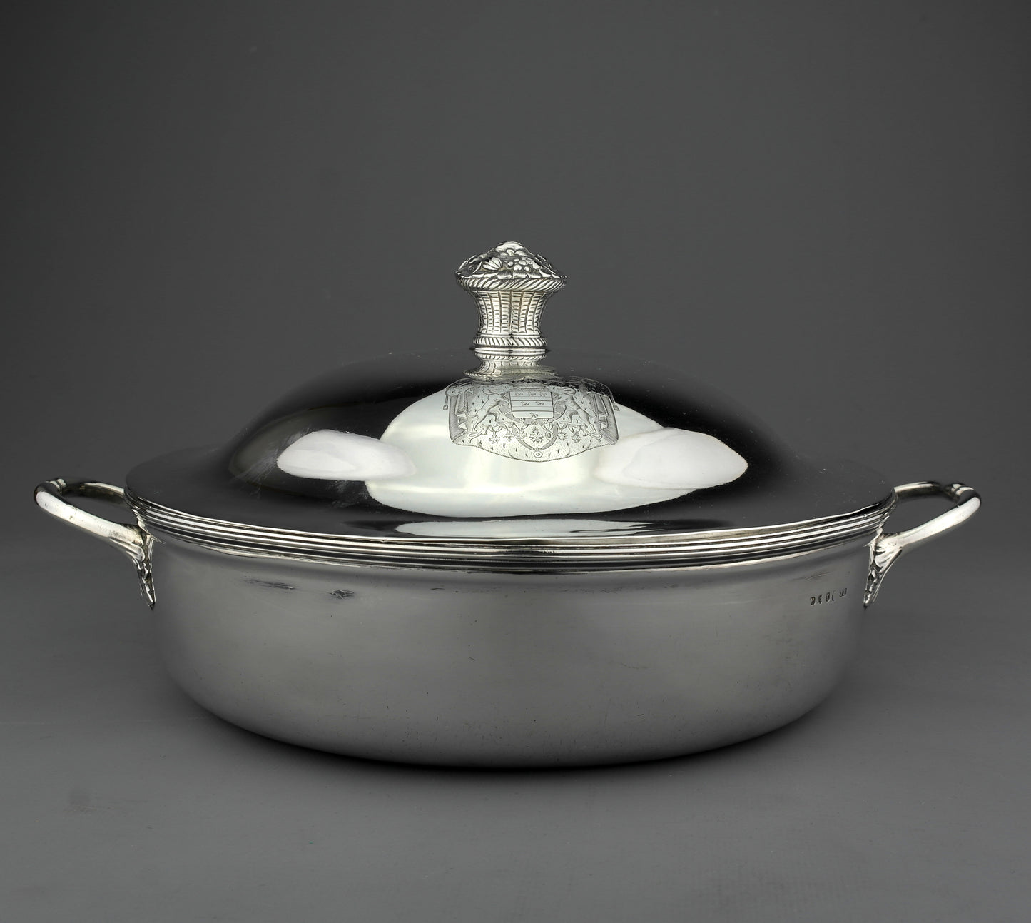 Large Antique Georgian Solid Sterling Silver Serving Dish / Bowl. London, 1794