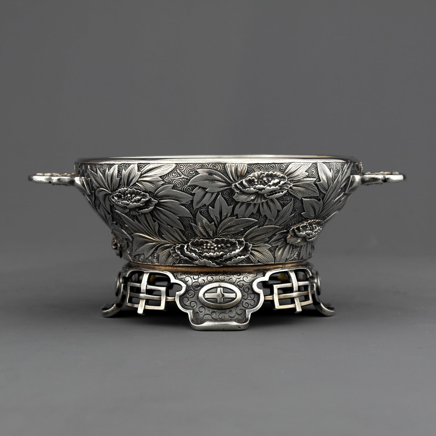 Rare Antique Tiffany Sterling Silver Japanese Chrysanthemum Aesthetic Bowl, 1890