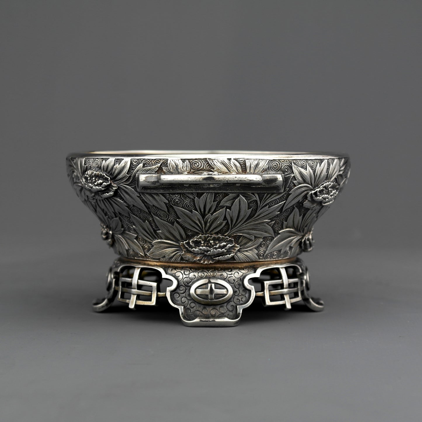 Rare Antique Tiffany Sterling Silver Japanese Chrysanthemum Aesthetic Bowl, 1890