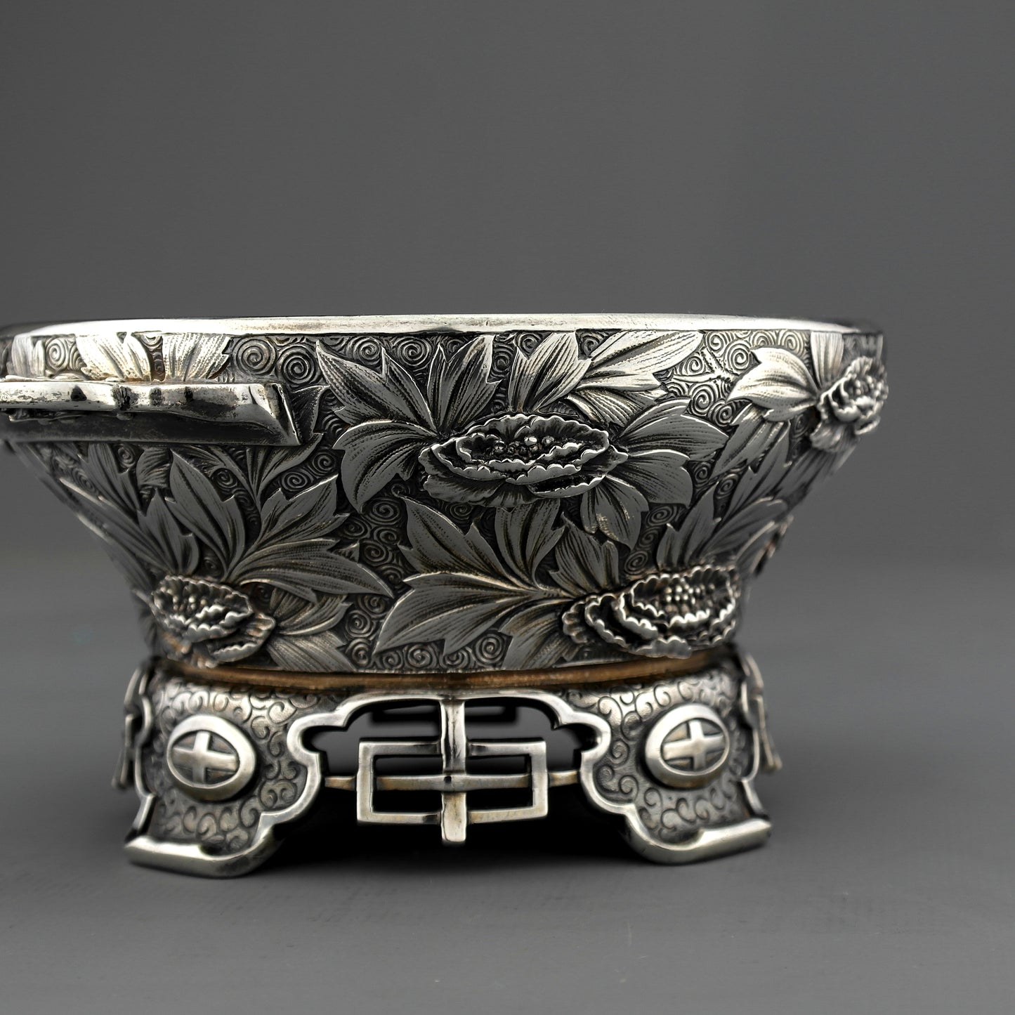 Rare Antique Tiffany Sterling Silver Japanese Chrysanthemum Aesthetic Bowl, 1890