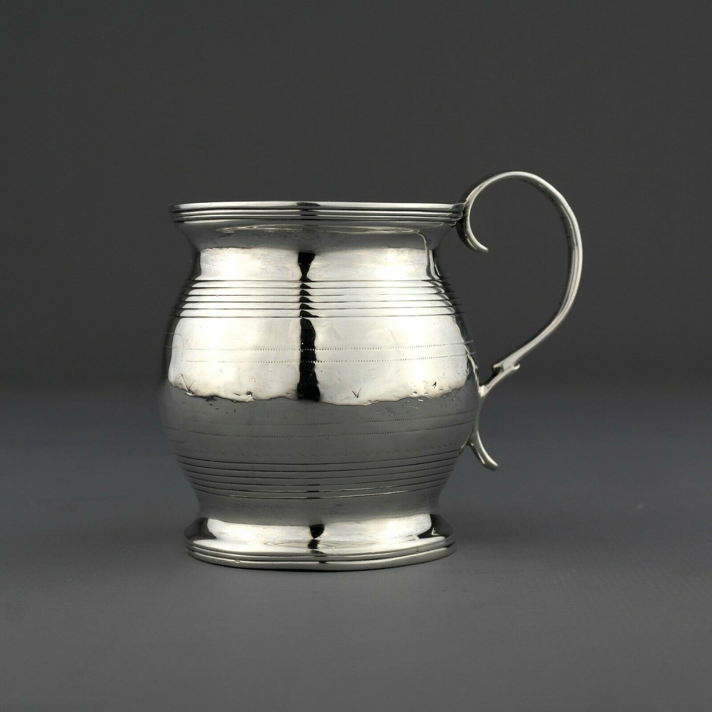 Antique Georgian Solid Sterling Silver Mug / Beaker / Cup. London, 1814.