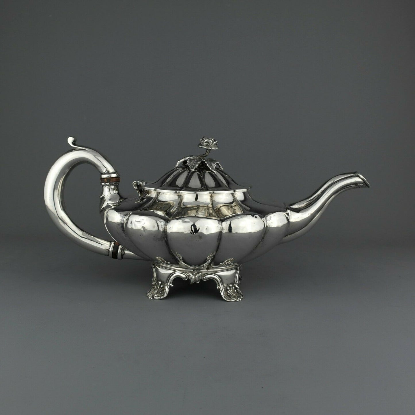 Ornate Antique Georgian Solid Sterling Silver Teapot. Robert Hennell London 1832