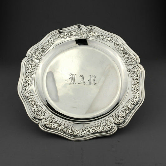 George II Antique Solid Sterling Silver Plate / Salver / Tray. London, 1758.